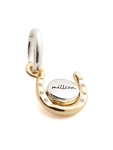 Pandora Pozłacana zawieszka z cyrkoniami rozmiar: onesize. Szare zawieszki Pandora, z cyrkonią, metalowe. Za 242,45 zł.