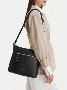 Lasocki Torebka CEO-LSK-X-006-09 Czarny. Czarne listonoszki Lasocki, bez wzorów, z materiału, bez dodatków. Za 149,99 zł.