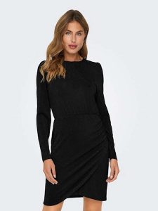 ONLY Sukienka w kolorze czarnym rozmiar: XS. Czarne sukienki ONLY, xs, bez wzorów, bez kołnierzyka, bez ramiączek, mini. Za 61,46 zł.