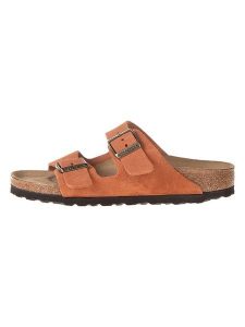Birkenstock Skórzane klapki "Arizona" w kolorze pomarańczowym rozmiar: 36. Pomarańczowe klapki Birkenstock, bez wzorów, ze skóry, z otwartym noskiem, bez obcasa. Za 324,95 zł.