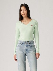 Levi´s Koszulka w kolorze jasnozielonym rozmiar: XS. Zielone bluzki s, bez wzorów, z bawełny, bez kołnierzyka, bez ramiączek. Za 65,85 zł.