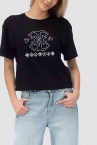 GUESS Czarny damski t-shirt na krótki rękaw z wyszywanym logo Gabi, Rozmiar L. Czarne t-shirty Guess, l, z aplikacjami, bez kołnierzyka, bez ramiączek. Za 219,99 zł.