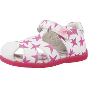 Sandały AGATHA RUIZ DE LA PRADA 242902A Biały. Białe sandały Agatha Ruiz de la Prada, bez wzorów, ze skóry, bez obcasa, bez zapięcia. Za 246,55 zł.
