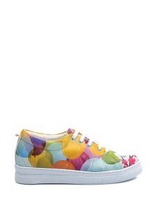 Streetfly Sneakersy ze wzorem rozmiar: 40. Trampki Streetfly, bez wzorów, z materiału, bez zapięcia. Za 153,71 zł.