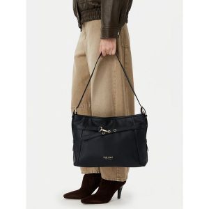 Torebka Nine West. Czarne torebki klasyczne Nine West, bez wzorów, bez dodatków. Za 259,99 zł.