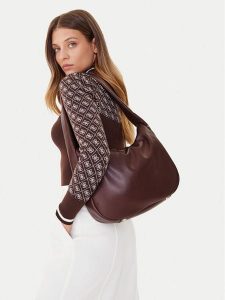 Guess Torebka HWNG75 34020 Brązowy. Brązowe torebki klasyczne Guess, z aplikacjami, ze skóry, bez dodatków. Za 309,99 zł.