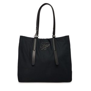 Torebka Tommy Hilfiger. Czarne shopper bag TOMMY HILFIGER, bez wzorów, z nylonu, bez dodatków. Za 649,99 zł.