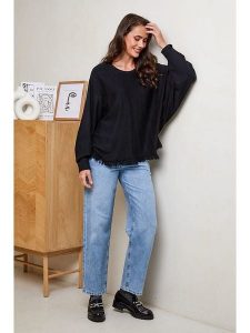 Soft Cashmere Sweter w kolorze czarnym rozmiar: 34/36. Czarne swetry oversize Soft Cashmere, bez wzorów, z kaszmiru, bez ramiączek. Za 126,99 zł.