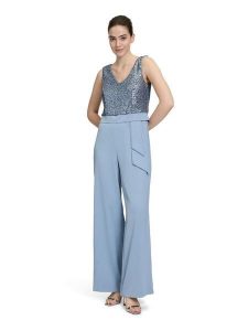 Vera Mont Kombinezon w kolorze błękitnym rozmiar: 38. Niebieskie kombinezony Vera Mont, bez wzorów, bez kołnierzyka, bez ramiączek. Za 382,99 zł.