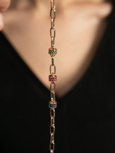 Heliophilia Bransoletka z elementem ozdobnym rozmiar: onesize. Żółte bransoletki Heliophilia, metalowe. Za 34,99 zł.