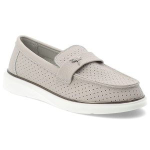 Mokasyny damskie Vinceza, cholewka ze skóry naturalnej licowej wsuwany fason typu loafers, szare, 93221. Szare półbuty VINCEZA, z aplikacjami, ze skóry, bez obcasa, bez zapięcia. Za 159,00 zł.