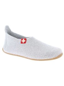 Living Kitzbühel Kapcie w kolorze jasnoszarym rozmiar: 36. Szare kapcie Living Kitzbühel, bez wzorów, z materiału. Za 114,17 zł.