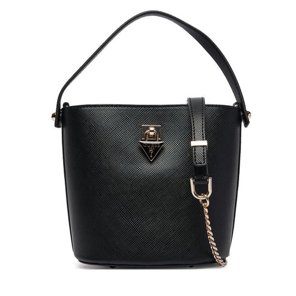 Torebka Guess. Czarne torebki klasyczne Guess, z aplikacjami, bez dodatków. Za 549,99 zł.