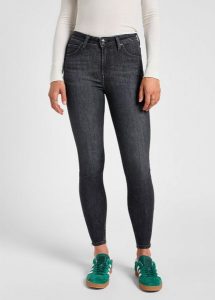 LEE DAMSKIE SPODNIE JENSOW SCARLETT HIGH ZIP LAST STRIKE 112355551 L31B016342. Jeansy Lee, bez wzorów, z jeansu. Za 219,99 zł.