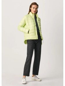 Pepe Jeans Kurtka pikowana "Fany" w kolorze limonkowym rozmiar: L. Zielone kurtki Pepe Jeans, l, bez wzorów, z jeansu, bez kaptura. Za 193,24 zł.