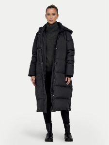 ONLY Płaszcz zimowy Alice 15276961 Czarny Regular Fit. Czarne kurtki ONLY, na zimę, xs, bez wzorów, z syntetyku, bez kaptura. Za 589,99 zł.