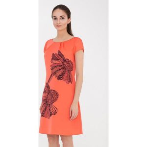 Sukienka w kolorze pomarańczowym. Sukienki marki Far Far Fashion. W wyprzedaży za 114,95 zł.