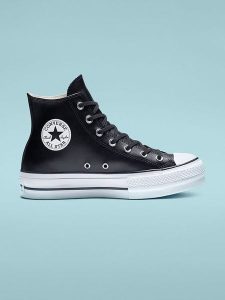 Converse Skórzane sneakersy w kolorze czarnym rozmiar: 38. Czarne trampki Converse, bez wzorów, za kostkę, bez zapięcia. Za 336,45 zł.