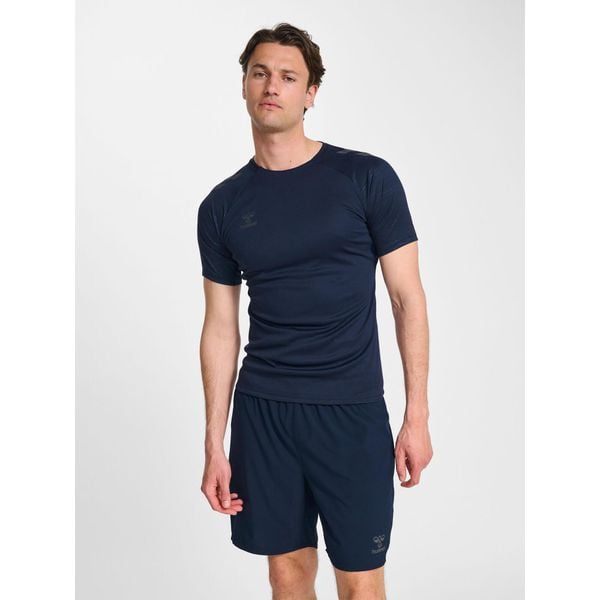 Koszulka Hummel Pro. Niebieskie bluzki Hummel, bez wzorów, sportowe, bez kołnierzyka, bez ramiączek. Za 186,50 zł.