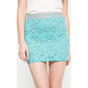 Superdry - Spódnica. Spódnice marki Superdry. W wyprzedaży za 39,90 zł.