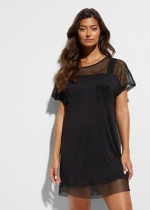Tunika plażowa z lejącej wiskozy. Czarne tuniki bonprix, na plażę, bez wzorów, z wiskozy, bez kołnierzyka, bez ramiączek. Za 104,99 zł.