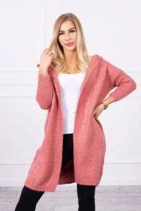 Sweter z kapturem ciemny różowy. Czerwone kardigany KESI, z wełny. Za 230,01 zł.