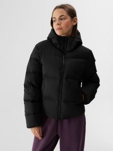 4F Kurtka puchowa z naturalnym wypełnieniem damska - czarna XL. Czarne kurtki 4f, na zimę, xl, bez wzorów, z dzianiny, bez kaptura. W wyprzedaży za 299,99 zł.