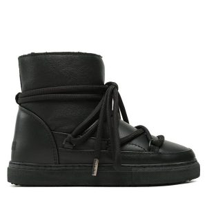 Śniegowce Inuikii. Czarne buty zimowe Inuikii, bez obcasa, bez zapięcia. Za 929,99 zł.