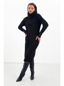 Milan Kiss Sukienka w kolorze czarnym rozmiar: L. Czarne sukienki Milan Kiss, na co dzień, l, bez wzorów, bez kołnierzyka, bez ramiączek, midi, proste. Za 127,35 zł.
