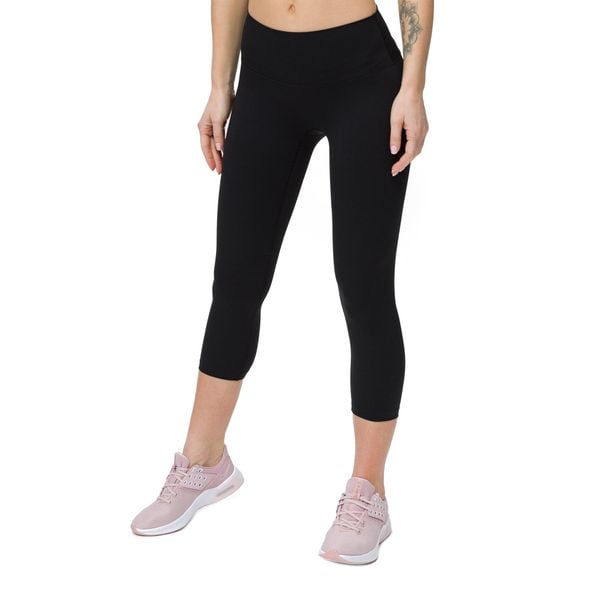 Legginsy do jogi Moonholi Yoggings 7/8. Czarne legginsy MOONHOLI, bez wzorów. Za 229,99 zł.