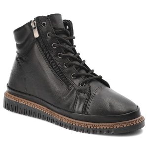 Czarne Botki Artiker Wygodne Obuwie Damskie. Czarne botki ARTIKER, bez wzorów, ze skóry, bez obcasa, bez zapięcia. Za 259,00 zł.
