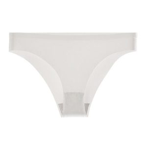 Figi bezszwowe gładkie do codziennego użytku Jozefa. Brązowe figi Intica, bez wzorów, ze skóry. Za 69,00 zł.