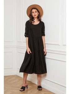 Plume Lniana sukienka "Depay" w kolorze czarnym rozmiar: XXL. Czarne sukienki Plume, xxl, bez wzorów, ze lnu, bez kołnierzyka, bez ramiączek, midi. Za 229,46 zł.