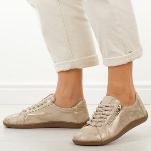 Złote skórzane półbuty damskie barefoot M.Daszyński Ol38-4. Żółte półbuty M.Daszyński, na jesień, bez wzorów, z jeansu, bez obcasa, na płaskiej podeszwie, bez zapięcia. W wyprzedaży za 206,10 zł.