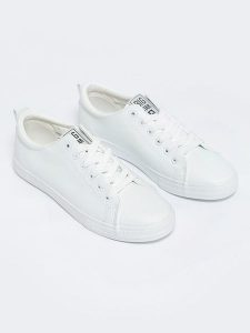 BIG STAR Sneakersy w kolorze białym rozmiar: 36. Białe trampki Big Star, bez wzorów, z materiału, bez zapięcia. Za 114,99 zł.