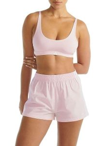 Adidas Szorty w kolorze jasnoróżowym rozmiar: L. Różowe szorty ADIDAS, bez wzorów, z bawełny. Za 69,75 zł.