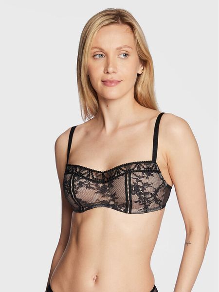 Passionata Biustonosz balkonetka P49J10 Czarny. Czarne biustonosze Passionata, bez wzorów, z syntetyku. Za 159,99 zł.