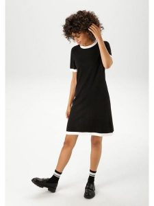 Aniston Sukienka w kolorze czarnym rozmiar: 42. Czarne sukienki Aniston, na co dzień, bez wzorów, z wiskozy, bez kołnierzyka, bez ramiączek, mini, proste. Za 56,99 zł.