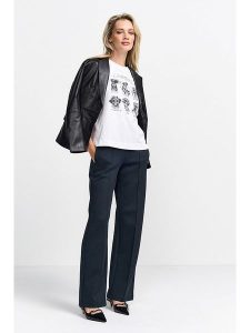 Rich&Royal Koszulka w kolorze białym rozmiar: S. Białe bluzki Rich&Royal, s, bez wzorów, z bawełny, bez kołnierzyka, bez ramiączek. Za 100,75 zł.