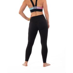 Damskie legginsy Metal Boxe. Czarne legginsy METAL BOXE, bez wzorów, z elastanu. Za 229,00 zł.