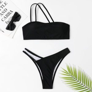 Bikini bandeau na plażę i lato z elastycznego materiału Mihane. Czarne bikini Intica, bez wzorów. Za 129,00 zł.