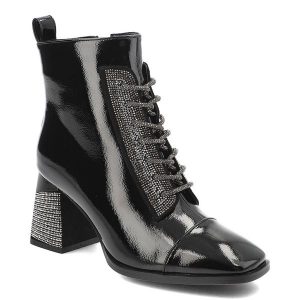 Czarne Botki S.Barski Lakierowane Obuwie Damskie Na Eleganckim Obcasie. Czarne botki S.BARSKI, bez wzorów, z lakierowanej skóry, bez obcasa, na obcasie, bez zapięcia. Za 249,00 zł.