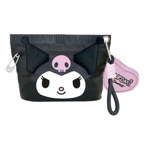 Podróżna torba toaletowa Cerda Hello Kitty Kuromi. Czarne torby podróżne i sportowe CERDA, bez wzorów, z materiału. Za 149,50 zł.