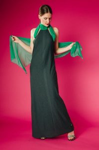 Długa Sukienka Mgiełka Grafit. Czerwone sukienki Hultaj Polski, m, bez wzorów, z bawełny, bez kołnierzyka, bez ramiączek, maxi. Za 229,00 zł.