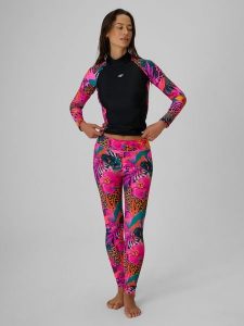 4F Legginsy do pływania i sportów wodnych z filtrem UPF50+ damskie - multikolor M. Brązowe legginsy 4f, bez wzorów, z materiału, długie. Za 129,99 zł.