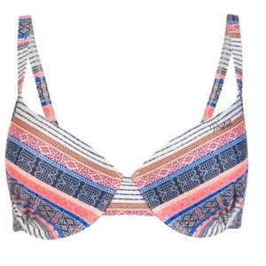 Góra od bikini Protest Royand 19. Czarne bikini Protest, bez wzorów, z elastanu. Za 191,50 zł.