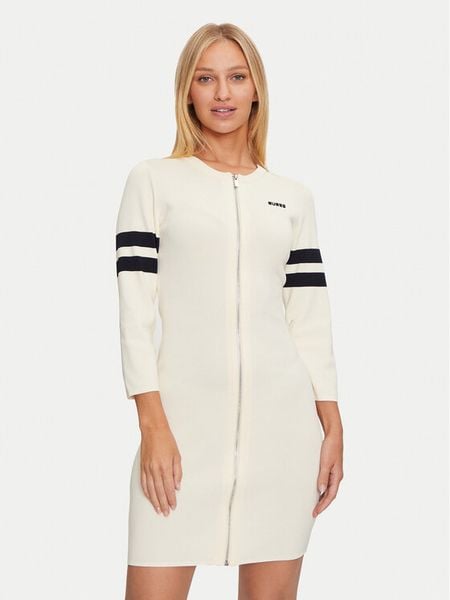 Guess Sukienka dzianinowa V4BK05 ZZ04U Écru Regular Fit. Kombinezony Guess, m, z aplikacjami, z dzianiny, bez kołnierzyka, bez ramiączek. Za 299,99 zł.