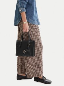 Beverly Hills Polo Club Torebka CEO-BHPC-C-022-09 Czarny. Czarne kuferki Beverly Hills Polo Club, bez wzorów, z materiału, bez dodatków. Za 219,99 zł.