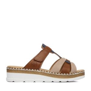 Klapki Rieker. Brązowe klapki Rieker, bez wzorów, bez obcasa. Za 319,99 zł.