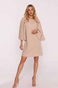 Elegancka sukienka trapezowa z bufiastymi rękawami beżowa. Brązowe sukienki Stylove, s, bez wzorów, eleganckie, bez kołnierzyka, bez ramiączek, trapezowe. Za 329,00 zł.